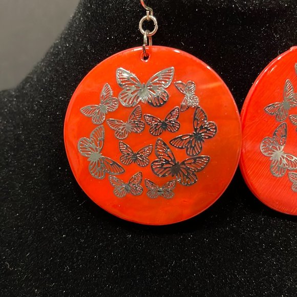 Red Disc Earrings with Gold Butterfly Designs - Picture 5 of 5